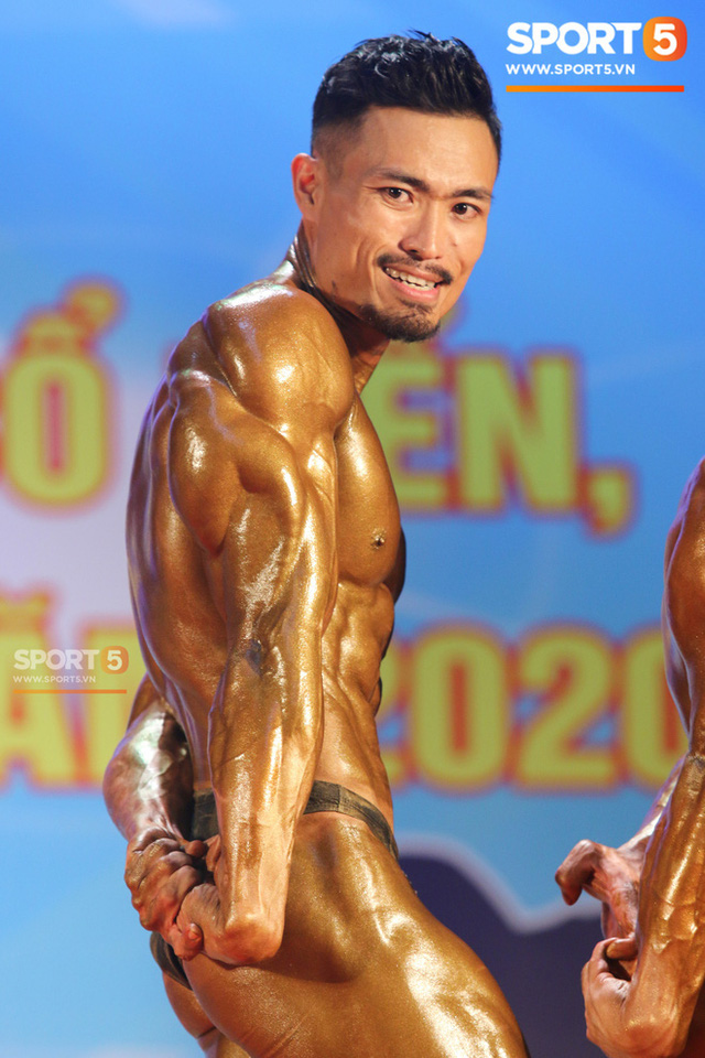 Phan Bảo Long - người vừa dẫn dụ thành công cả bể “cá mập chốt deal: Vượt bệnh ác tính thành kiện tướng thể hình, hot Tiktoker hút hàng triệu fan với bảng dài thành tích - Ảnh 2. Phan Bảo Long - người vừa dẫn dụ thành công cả bể “cá mập chốt deal: Vượt bệnh ác tính thành kiện tướng thể hình, hot Tiktoker hút hàng triệu fan với bảng dài thành tích - Ảnh 2.