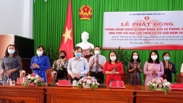 Phụ nữ cần nâng cao tính tự chủ, quyết đoán