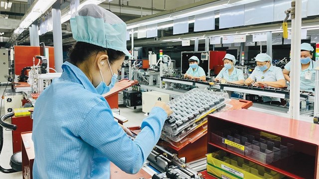 Phục hồi kinh tế, hướng tới xuất siêu