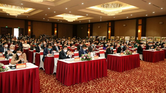 Phục hồi từng bước, du lịch tinh tế
