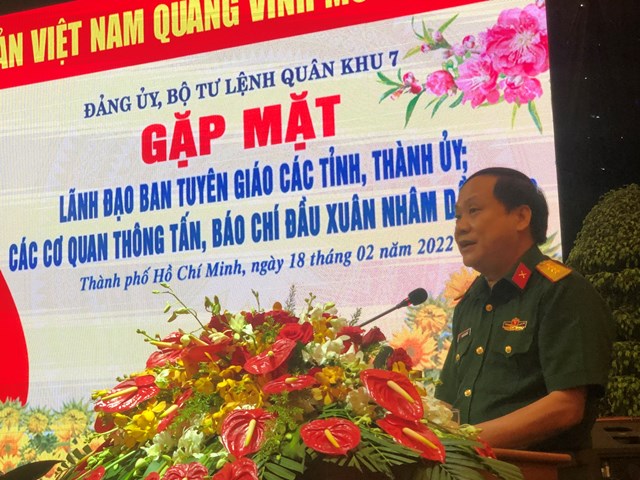 qu226n-khu-7-gap-mat-b225o-ch237-nh226n-dip-dau-xu226n-nh226m-dan-2022_2.jpg qu226n-khu-7-gap-mat-b225o-ch237-nh226n-dip-dau-xu226n-nh226m-dan-2022_2.jpg