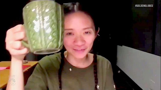 Quả cầu vàng dành cho Chloé Zhao là lời đáp trả nạn phân biệt chủng tộc - ảnh 1