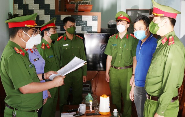 quang-b236nh-bat-gi225m-doc-gold-game-lua-dao-2-ty-dong-cua-co-d244ng_1.jpg