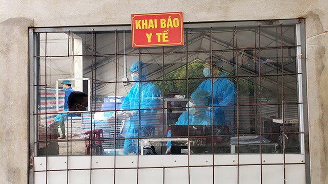 quang-b236nh-chuan-bi-39com-an-nuoc-uong39-ho-tro-nguoi-d226n-tro-ve-tu-c225c-tinh-th224nh-ph237a-nam_4.jpg
