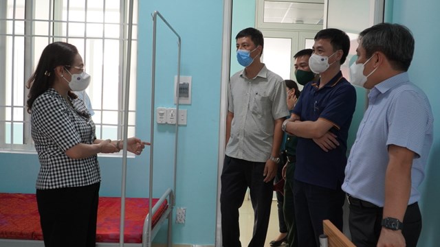 Quảng Bình đón về quê 400 phụ nữ có thai và nuôi con nhỏ