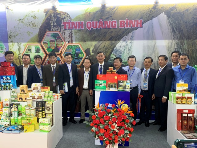 Toàn tỉnh Quảng Bình hiện có 186 sản phẩm OCOP được công nhận. Toàn tỉnh Quảng Bình hiện có 186 sản phẩm OCOP được công nhận.