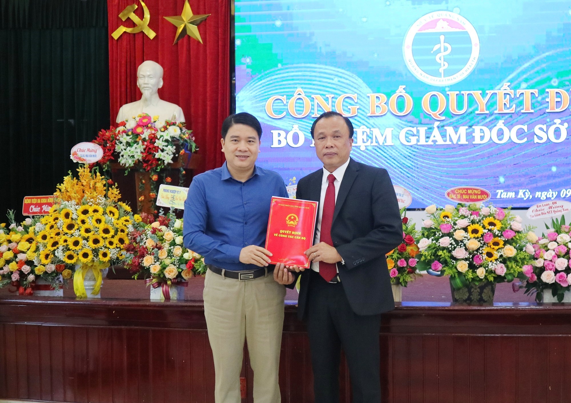 Quảng Nam điều động và bổ nhiệm 3 Giám đốc Sở - Ảnh 3. Quảng Nam điều động và bổ nhiệm 3 Giám đốc Sở - Ảnh 3.
