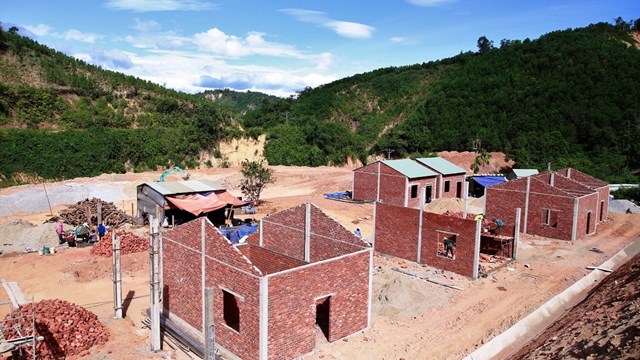 Quảng Nam: Gấp rút hoàn thiện nhà ở cho bà con vùng sạt lở