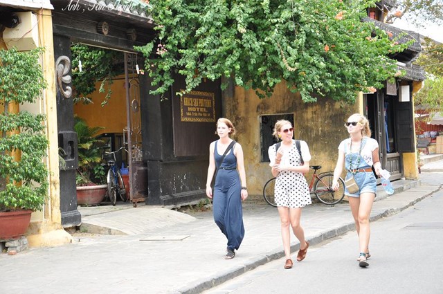 quang-nam-xin-ph233p-d243n-du-kh225ch-quoc-te_1.jpg quang-nam-xin-ph233p-d243n-du-kh225ch-quoc-te_1.jpg