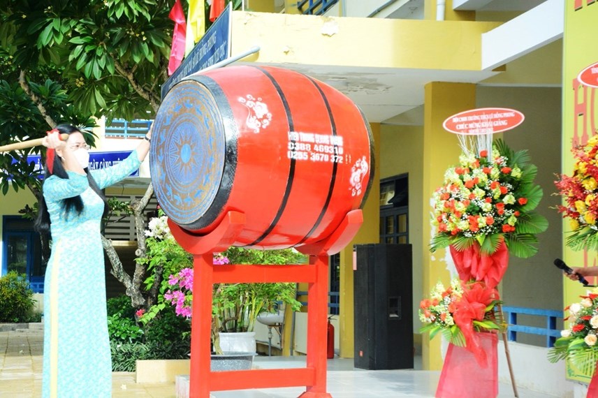 quang-ng227i-khai-giang-nam-hoc-moi-truc-tuyen_3.jpg quang-ng227i-khai-giang-nam-hoc-moi-truc-tuyen_3.jpg
