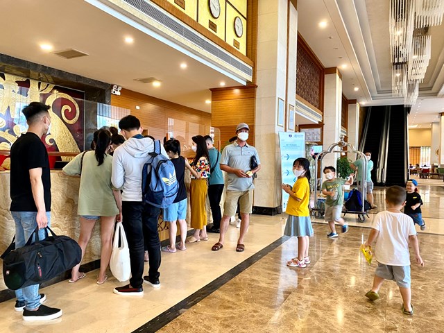 quang-ninh-carnaval-ha-long-39tat-bat39-truoc-gio-g_7.jpg quang-ninh-carnaval-ha-long-39tat-bat39-truoc-gio-g_7.jpg