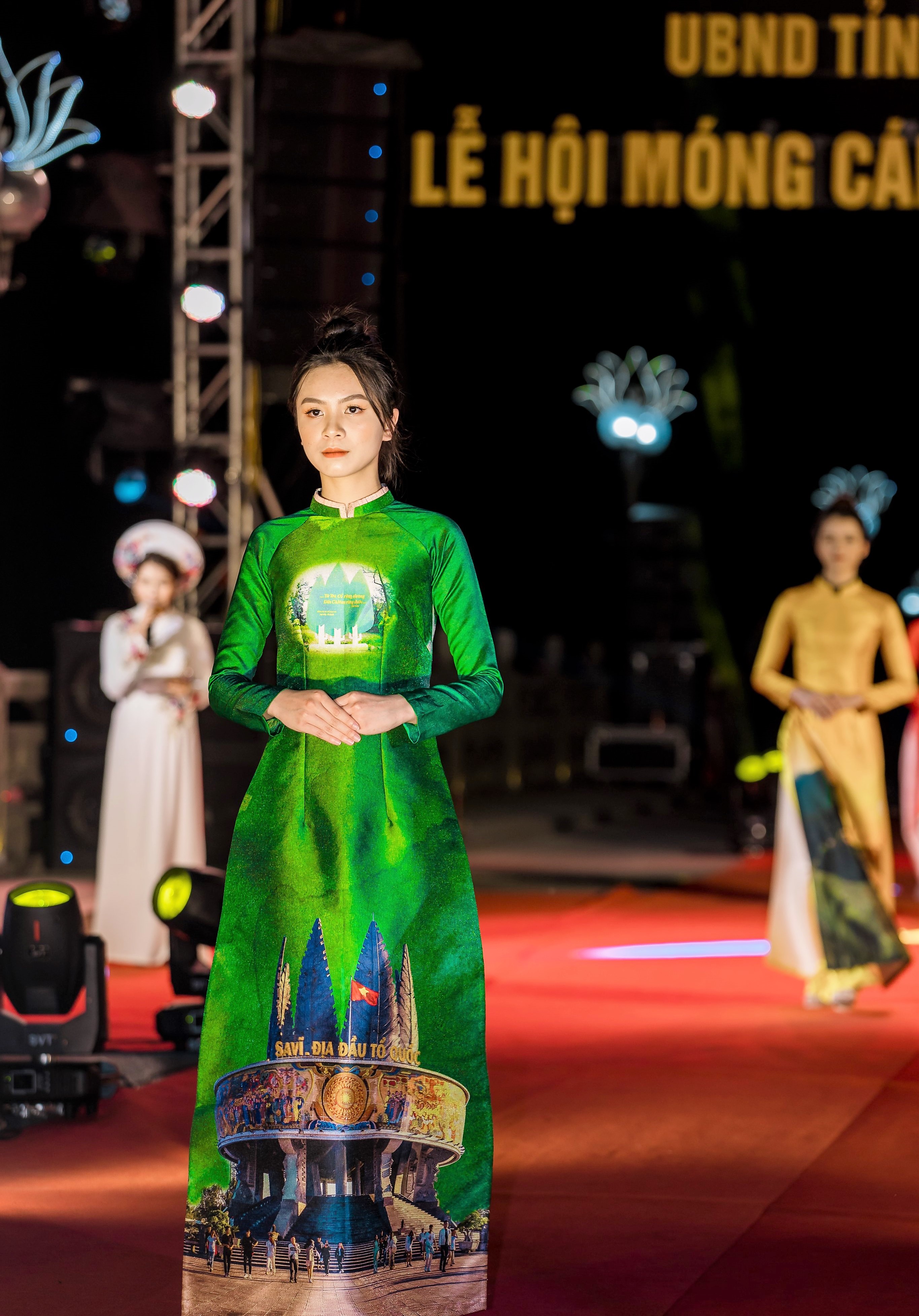 quang-ninh-d225nh-thuc-du-lich-v249ng-bi234n-sau-2-nam-39ngu-d244ng39_2.jpg