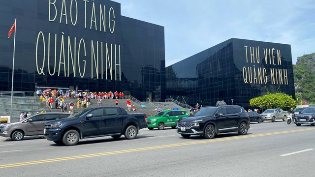 Quảng Ninh: Dừng giảm 50% giá vé tham quan từ 1/7