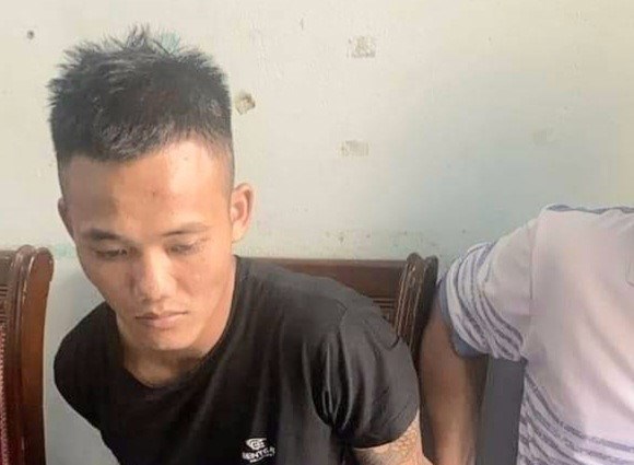 quang-ninh-loi-khai-39ron-nguoi39-cua-ke-s225t-hai-nu-chu-tiem-phun-xam_1.jpg quang-ninh-loi-khai-39ron-nguoi39-cua-ke-s225t-hai-nu-chu-tiem-phun-xam_1.jpg