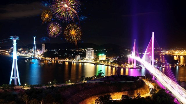 Quảng Ninh sẽ không bắn pháo hoa và tổ chức lễ hội trong dịp Tết 2022