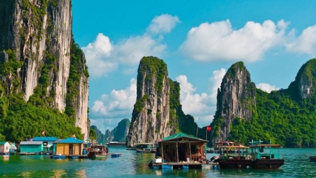 Quảng Ninh: Tổng thu du lịch trong dịp Tết Dương lịch đạt khoảng 230 tỷ đồng 