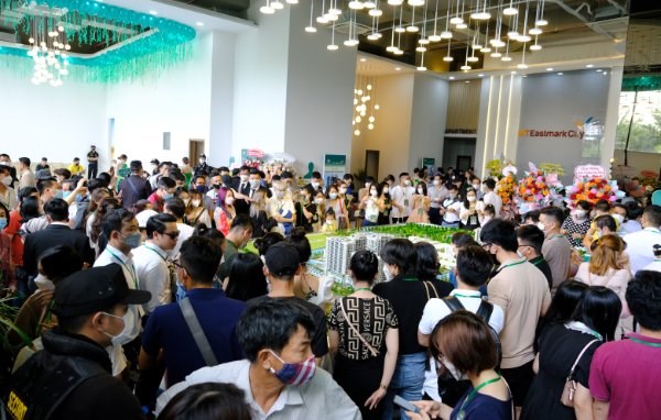 ra-mat-can-ho-mau-khu-phuc-hop-mt-eastmark-city_1.jpg ra-mat-can-ho-mau-khu-phuc-hop-mt-eastmark-city_1.jpg