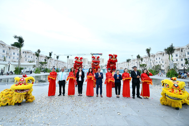 Ra mắt quảng trường nhạc nước Hòa Bình – “Tâm điểm giải trí” của TP.HCM - Ảnh 1. Ra mắt quảng trường nhạc nước Hòa Bình – “Tâm điểm giải trí” của TP.HCM - Ảnh 1.