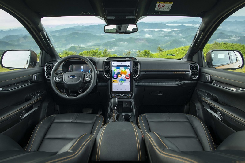 Ford Ranger Wild Track Noi That 7