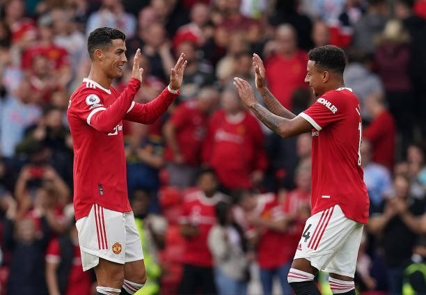 ronaldo-lap-c250-d250p-man-united-vuon-l234n-dan-dau-ngoai-hang-anh_4.jpg