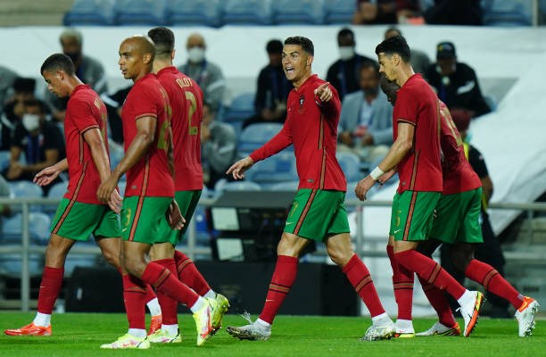 ronaldo-lap-ky-luc-chua-tung-c243-trong-lich-su-b243ng-d225-the-gioi_2.jpg ronaldo-lap-ky-luc-chua-tung-c243-trong-lich-su-b243ng-d225-the-gioi_2.jpg