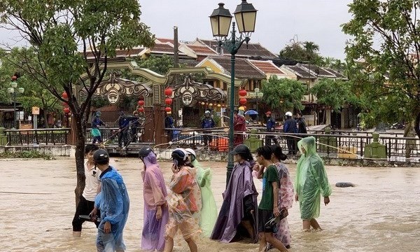 Sẵn sàng sơ tán 260.722 người dân tránh bão số 7