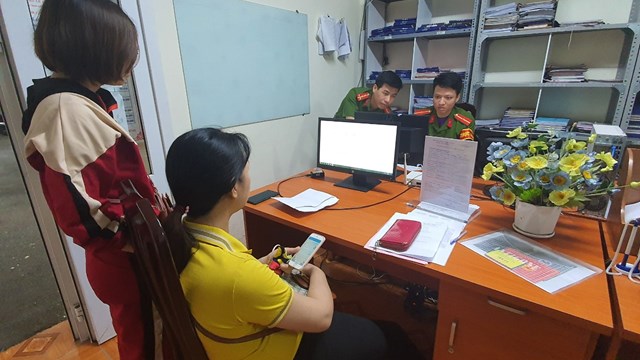 Sau 1 tuần triển khai gần 1.500 phương tiện đăng ký mới tại công an huyện, thị xã