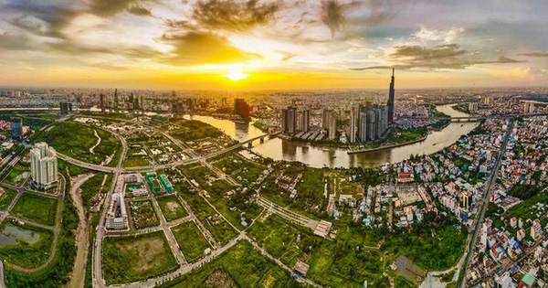 Sau cú nổ của cổ phiếu ngân hàng vì sao nhà đầu tư hướng về doanh nghiệp bất động sản?