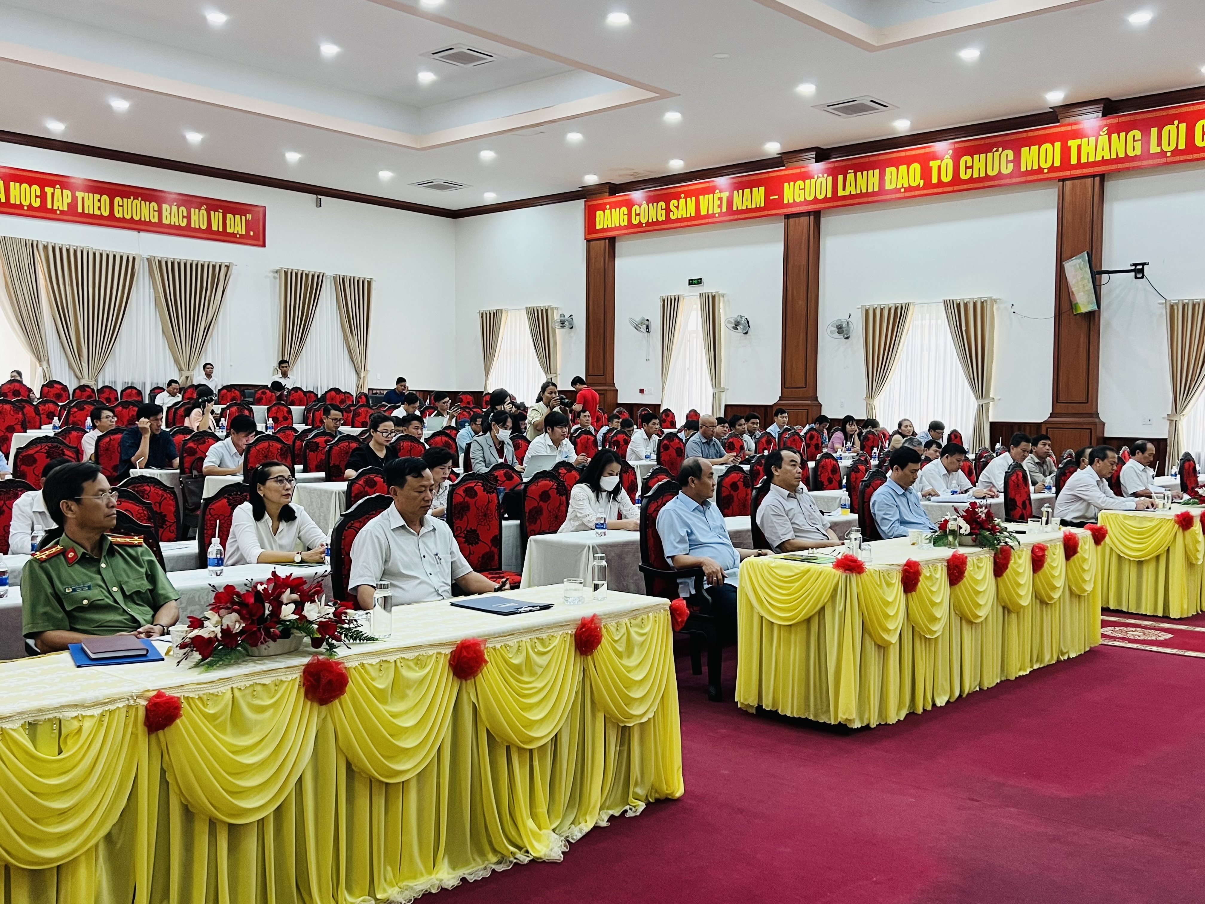 sau-ri234ng-kr244ng-pac-v224-kh225t-vong-vuon-xa-tr234n-thi-truong-quoc-te_9.jpg sau-ri234ng-kr244ng-pac-v224-kh225t-vong-vuon-xa-tr234n-thi-truong-quoc-te_9.jpg