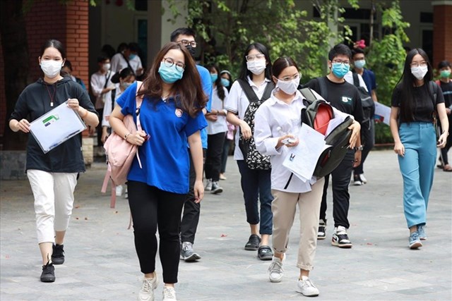 sau-tet-sinh-vi234n-tro-lai-truong_1.jpg
