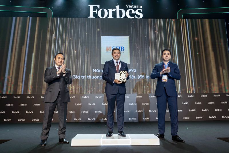 Theo Forbes Việt Nam, thương hiệu SHB nằm trong Top “25 thương hiệu tài chính dẫn đầu Việt Nam 2021” và được định giá 91,8 triệu đô la Mỹ.