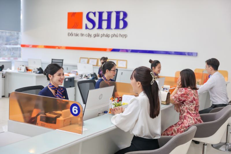 Thỏa thuận chuyển nhượng SHB Finance đem lại nguồn thặng dư vốn đáng kể cho SHB cũng như nâng cao năng lực tài chính và vị thế của Ngân hàng. Thỏa thuận chuyển nhượng SHB Finance đem lại nguồn thặng dư vốn đáng kể cho SHB cũng như nâng cao năng lực tài chính và vị thế của Ngân hàng.