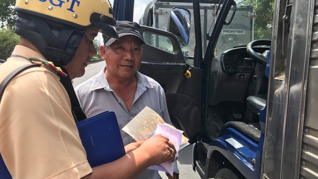 Sở Giao thông TP HCM thu hồi văn bản 'mới có bằng lái không đi vào cao tốc