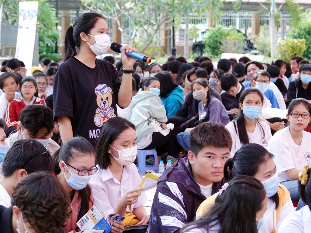 Số học sinh đăng ký xét tuyển đại học bằng học bạ tăng vọt