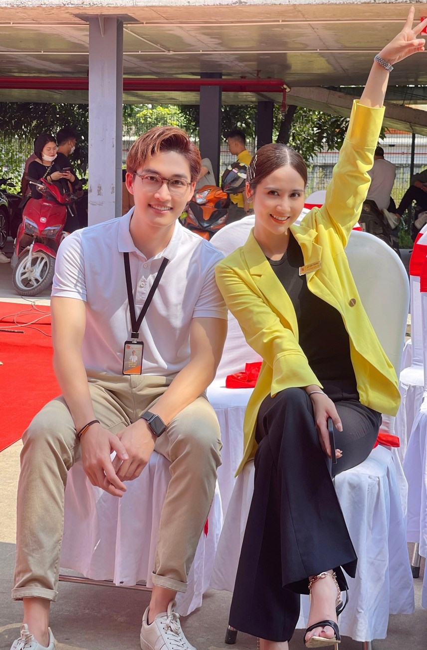 so-k232-nhan-sac-kim-so-yeon-voi-huyen-lizzie-cua-2-phi234n-ban-39thuong-ng224y-nang-ve39_8.jpg so-k232-nhan-sac-kim-so-yeon-voi-huyen-lizzie-cua-2-phi234n-ban-39thuong-ng224y-nang-ve39_8.jpg