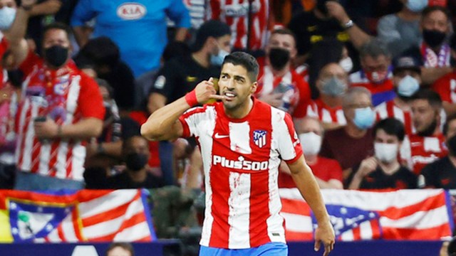 Suarez khiến Barca ‘ôm hận’ trước Atletico, HLV Koeman chỉ chờ bị sa thải