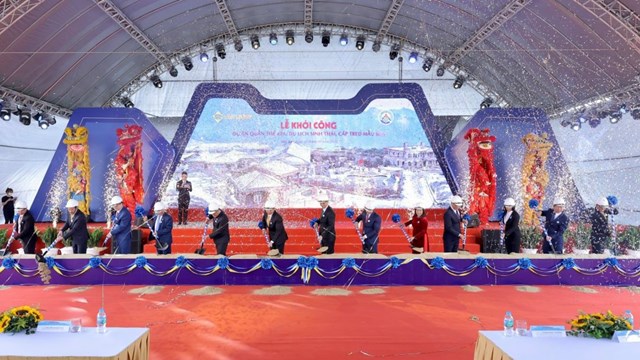 Sun Group đầu tư hơn 7.300 tỷ đồng cho dự án du lịch sinh thái, cáp treo Mẫu Sơn 
