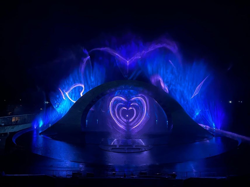 sun-group-sap-ra-mat-show-dien-kiss-the-stars-tai-ph250-quoc_2.jpg sun-group-sap-ra-mat-show-dien-kiss-the-stars-tai-ph250-quoc_2.jpg