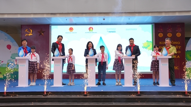 Suntory và Suntory PepsiCo với chương trình “Mizuiku – Em yêu nước sạch” năm thứ 9 tại Việt Nam 