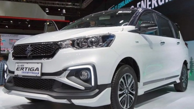 Suzuki vừa cho ra mắt phiên bản nâng cấp dung lượng pin ở dòng xe Ertiga Cruise Hybrid