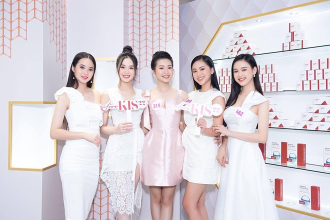 SV ĐH Duy Tân tỏa sáng trong Top 35 thí sinh Chung kết Hoa hậu VN 2020 - ảnh 10