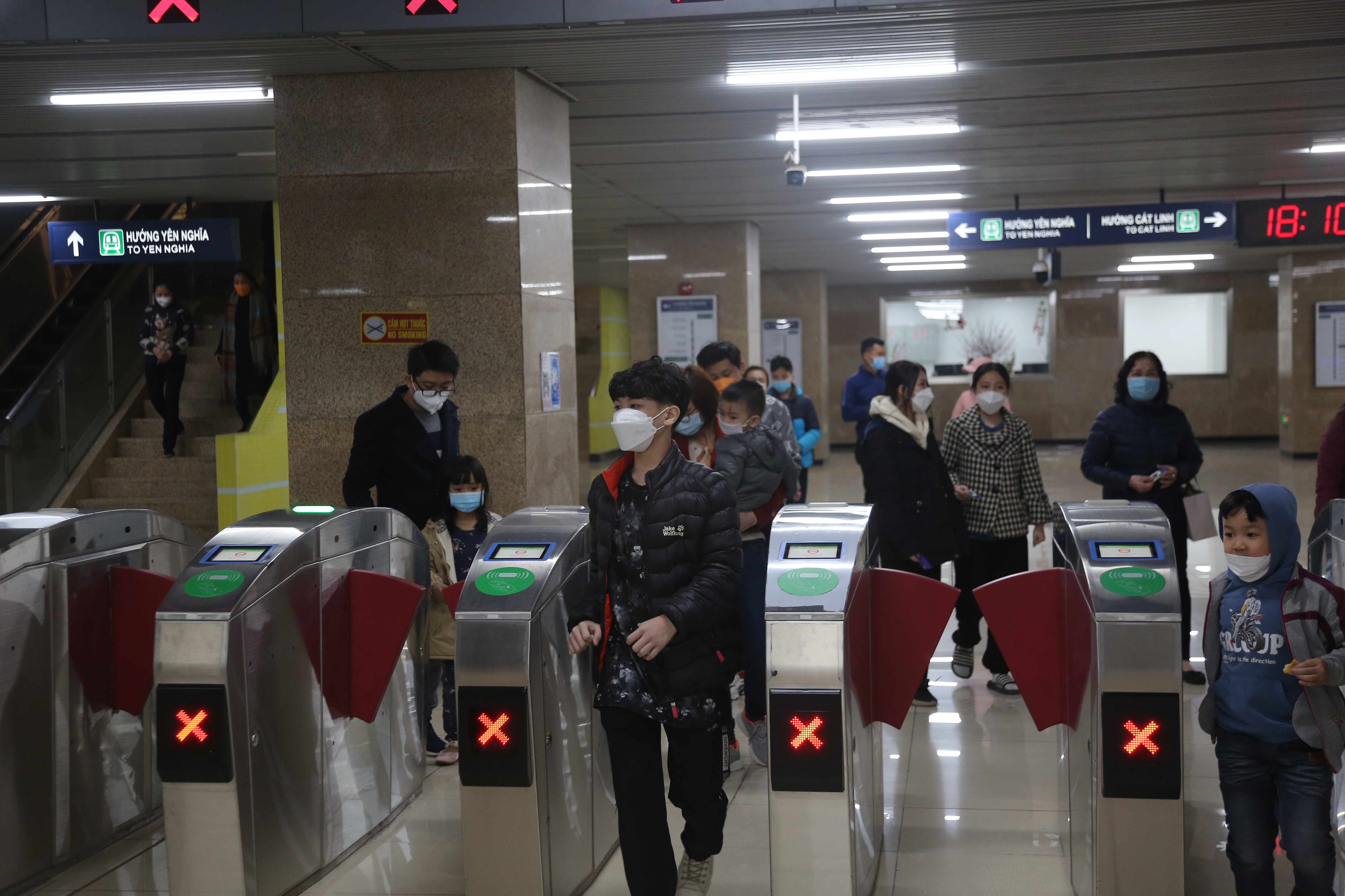 t224u-dien-c225t-linh-h224-d244ng-d244ng-nghit-nguoi-ng224y-tet_7.jpg t224u-dien-c225t-linh-h224-d244ng-d244ng-nghit-nguoi-ng224y-tet_7.jpg