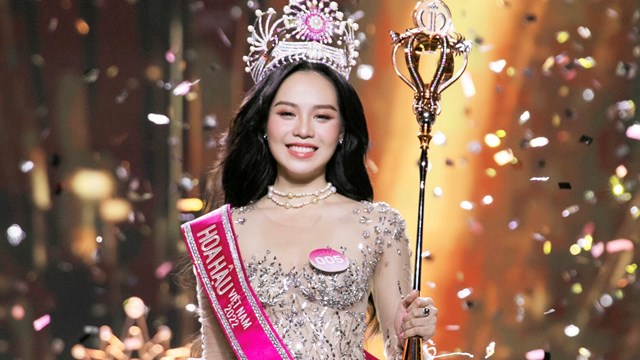 Tân Hoa hậu Việt Nam 2022 từng bị chê 'da ngăm, lưng gù'? 