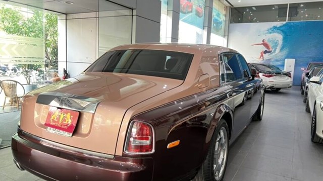 Thêm một chiếc Rolls-Royce của ông Trịnh Văn Quyết ế khách 
