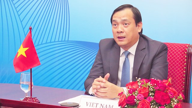 Thí điểm ‘hộ chiếu vaccine’ với khách quốc tế