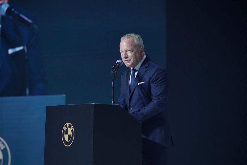Ông Jean-Philippe Parain – Phó Chủ tịch cấp cao của tập đoàn BMW đánh giá Việt Nam là thị trường chiến lược của BMW tại khu vực Đông Nam Á Ông Jean-Philippe Parain – Phó Chủ tịch cấp cao của tập đoàn BMW đánh giá Việt Nam là thị trường chiến lược của BMW tại khu vực Đông Nam Á