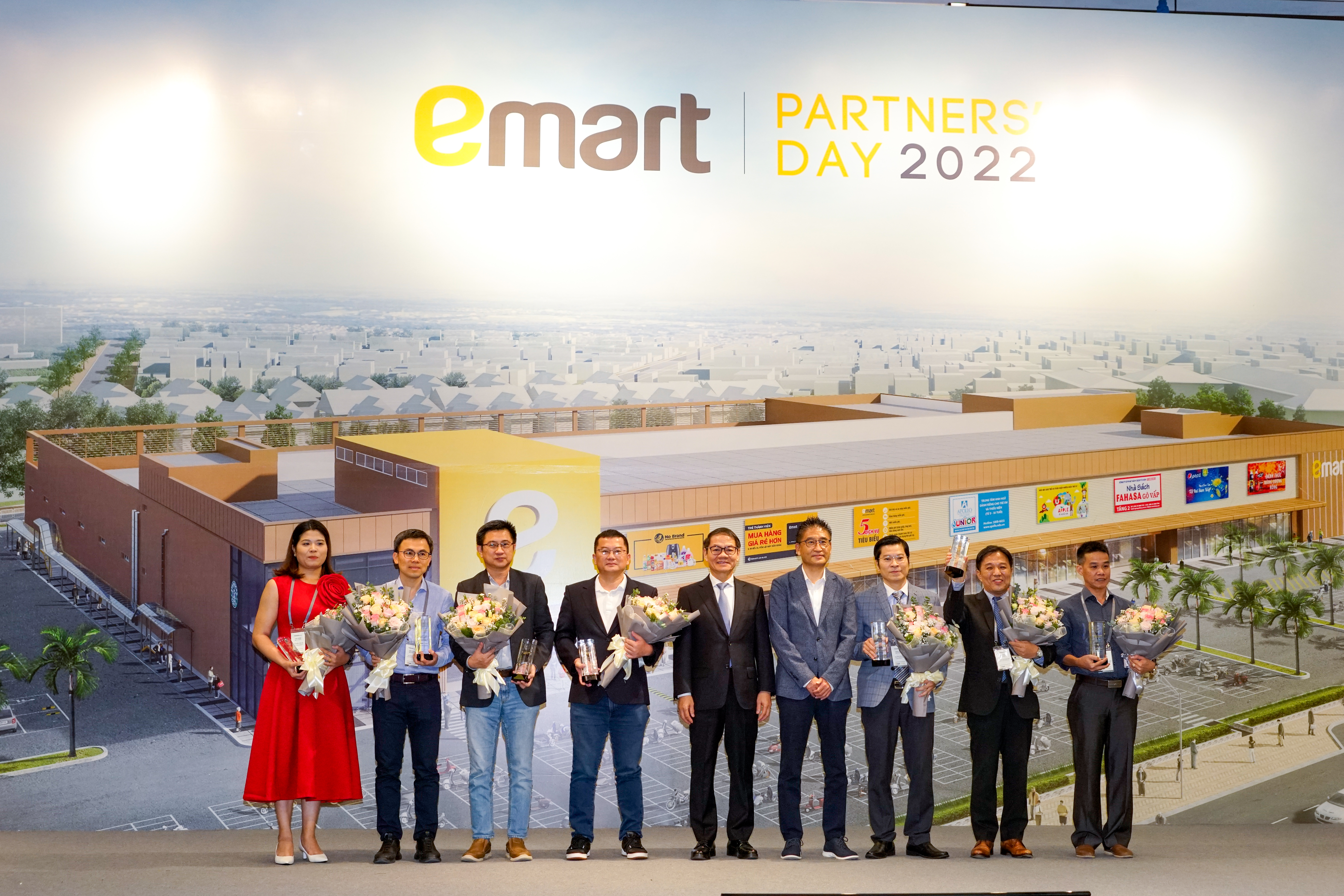 thaco-quyet-t226m-dua-emart-tro-th224nh-dai-si234u-thi-h224ng-dau-viet-nam_6.jpg thaco-quyet-t226m-dua-emart-tro-th224nh-dai-si234u-thi-h224ng-dau-viet-nam_6.jpg