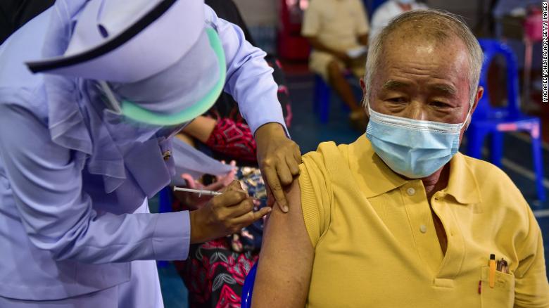 Thái Lan bật 'đèn xanh' cho tư nhân mua vaccine