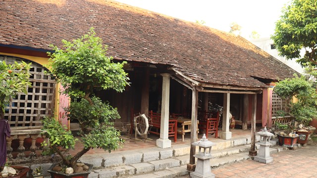 Thăm 1 trong 10 làng cổ đẹp nhất Việt Nam