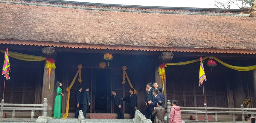 thanh-h243a-ra-mat-san-pham-du-lich-th244ng-minh-v224-mo-cua-d243n-kh225ch-tham-quan-ch237nh-dien-lam-kinh_4.jpg thanh-h243a-ra-mat-san-pham-du-lich-th244ng-minh-v224-mo-cua-d243n-kh225ch-tham-quan-ch237nh-dien-lam-kinh_4.jpg